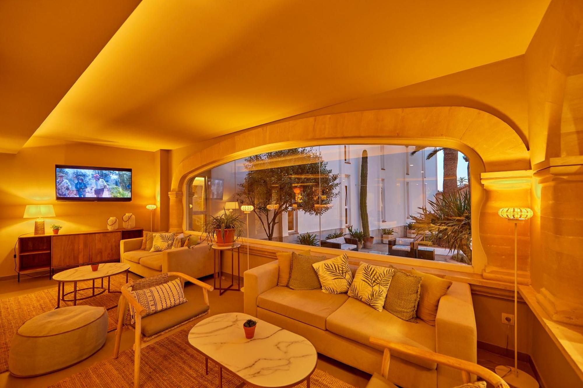 Universal Hotel Cabo Blanco - Adults Only Colonia de Sant Jordi Extérieur photo