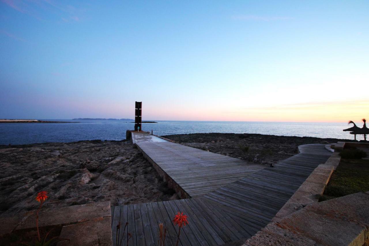 Universal Hotel Cabo Blanco - Adults Only Colonia de Sant Jordi Extérieur photo